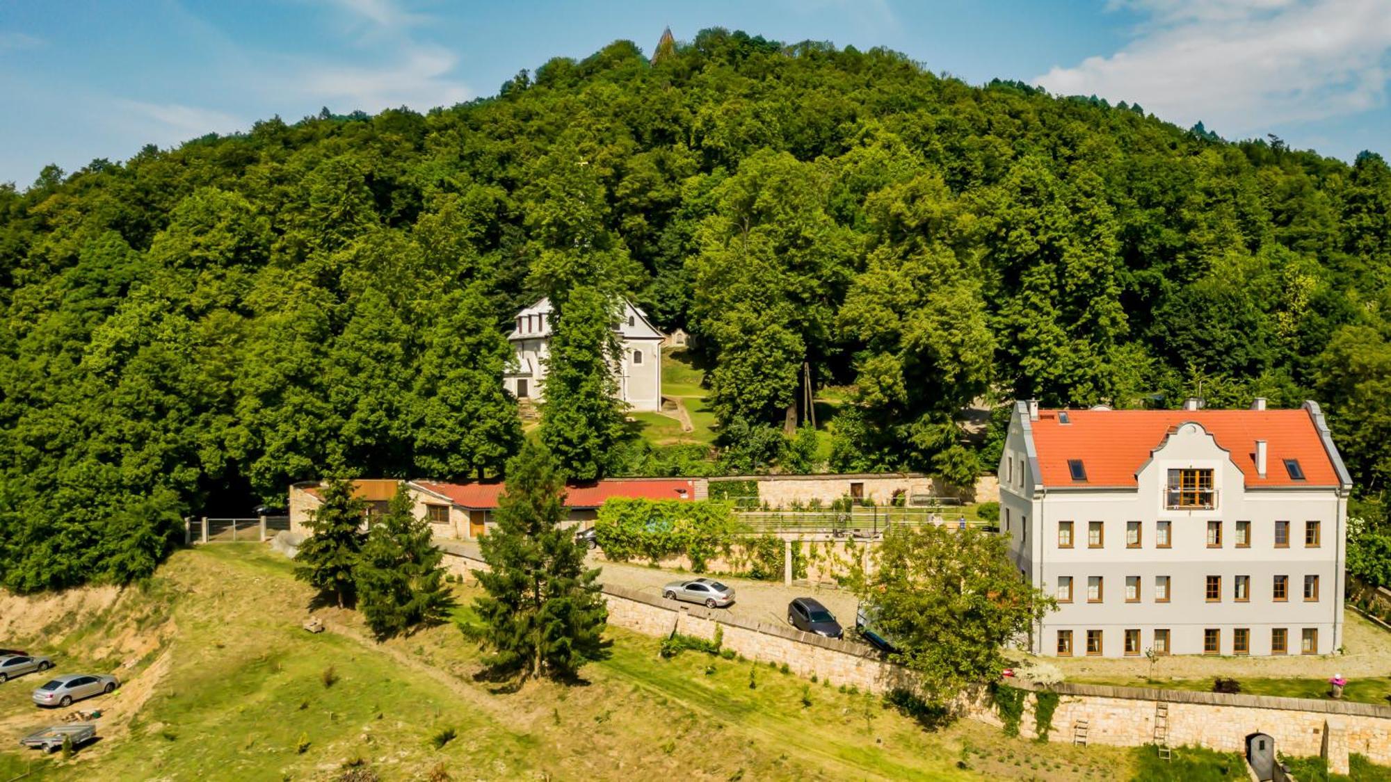 Monte Cuma Uroczysko Pod Zamkiem Grodziec Appartement Zagrodno Buitenkant foto